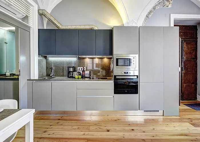 Sonel Investe Figueira Boutique By Get Your Lizbona